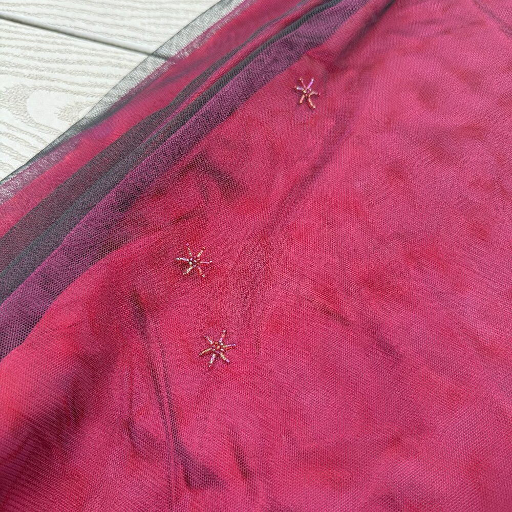 Express World Brand Skirt Size 9/10 Red Flowy Fairy Snowlake Christmas - Picture 3 of 6